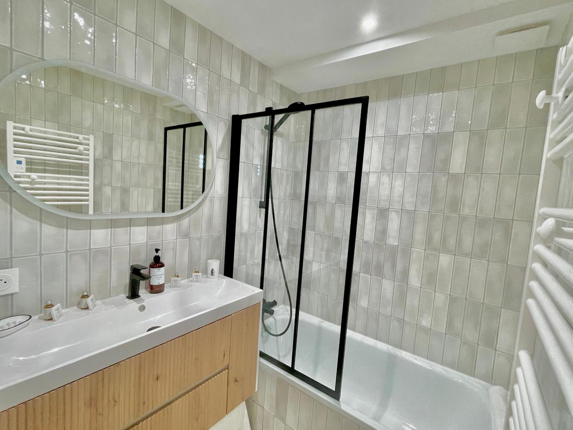 Splendide Appartement De Charme Avec Patio, Parking Et Plage A 3 Minutes Biarritz Zewnętrze zdjęcie