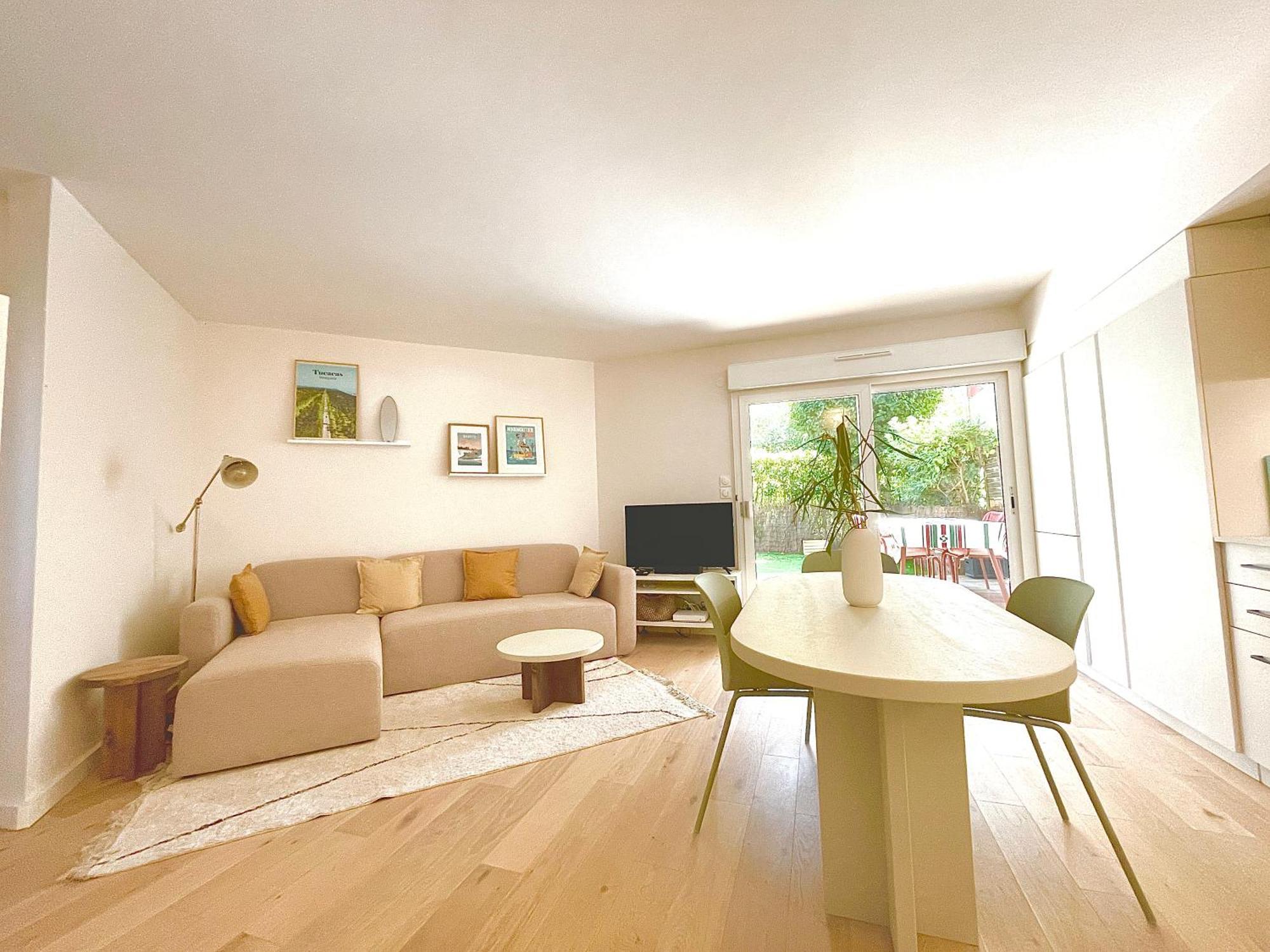 Splendide Appartement De Charme Avec Patio, Parking Et Plage A 3 Minutes Biarritz Zewnętrze zdjęcie